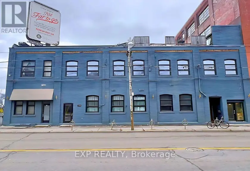 Multiplex at 2480 DUNDAS STREET W, Toronto