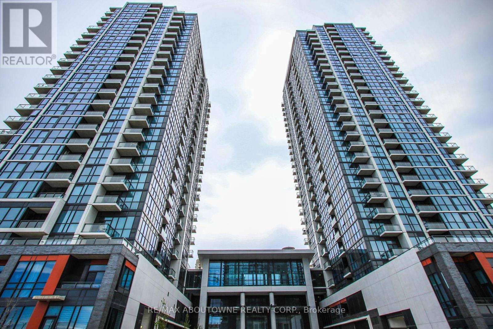 Apartment at 1503 - 75 EGLINTON AVENUE W, Mississauga (Hurontario)