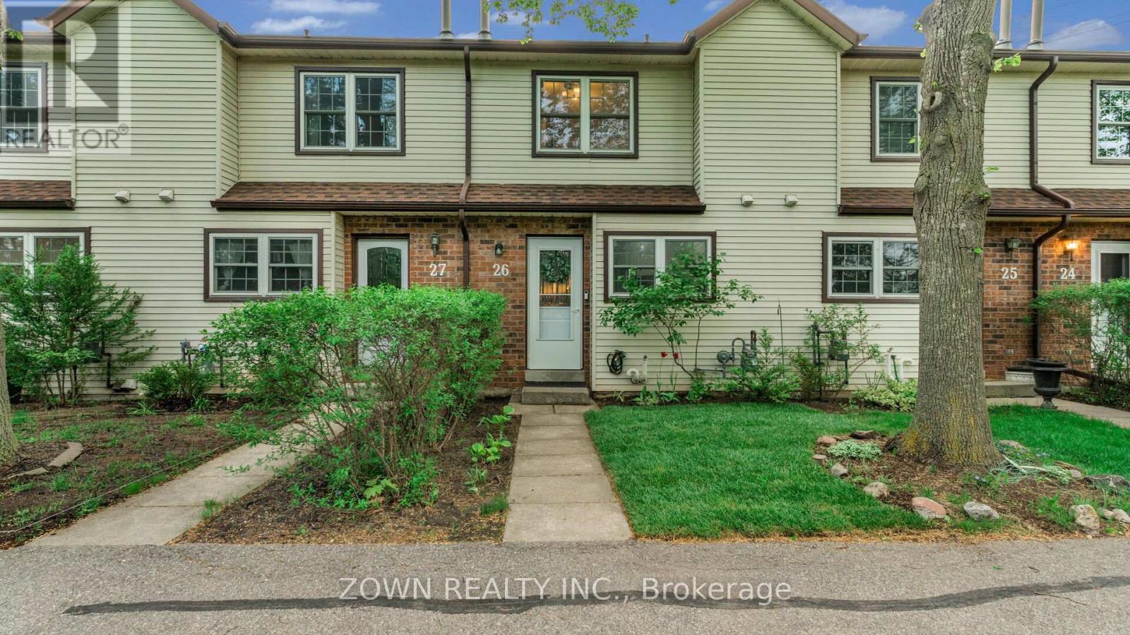 Townhouse at 26 - 2065 AMHERST HEIGHTS COURT, Burlington (Brant Hills)