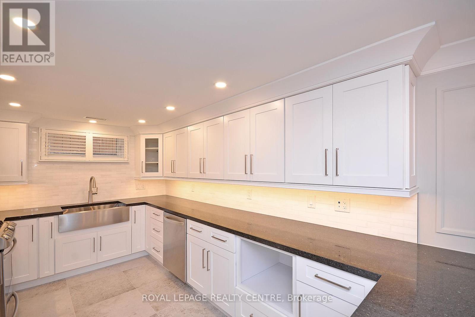 Detached at LOWER - 326 SLADE CRESCENT, Oakville