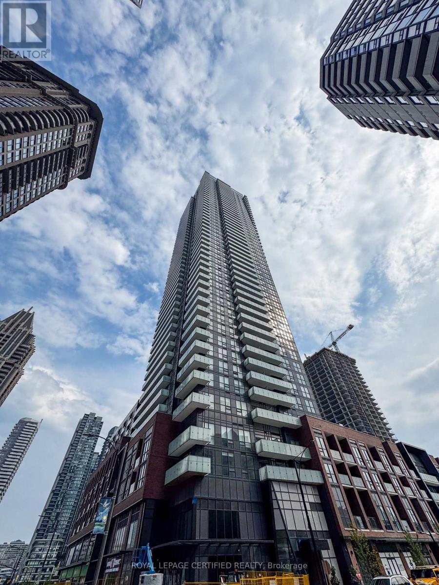 Apartment at 3109 - 430 SQUARE ONE DRIVE, Mississauga (City Centre)