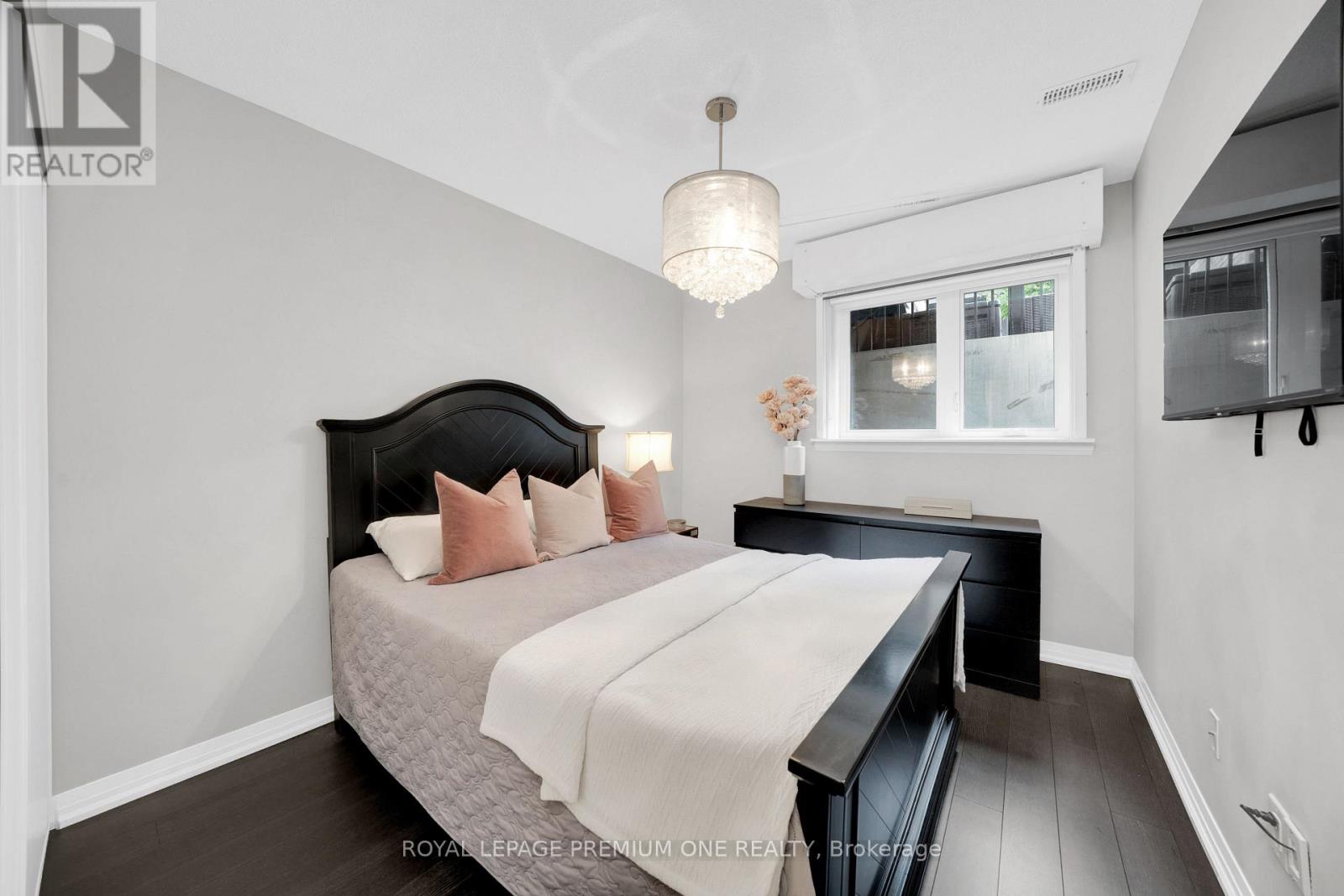 Townhouse at 108 - 1202 MAIN STREET E, Milton
