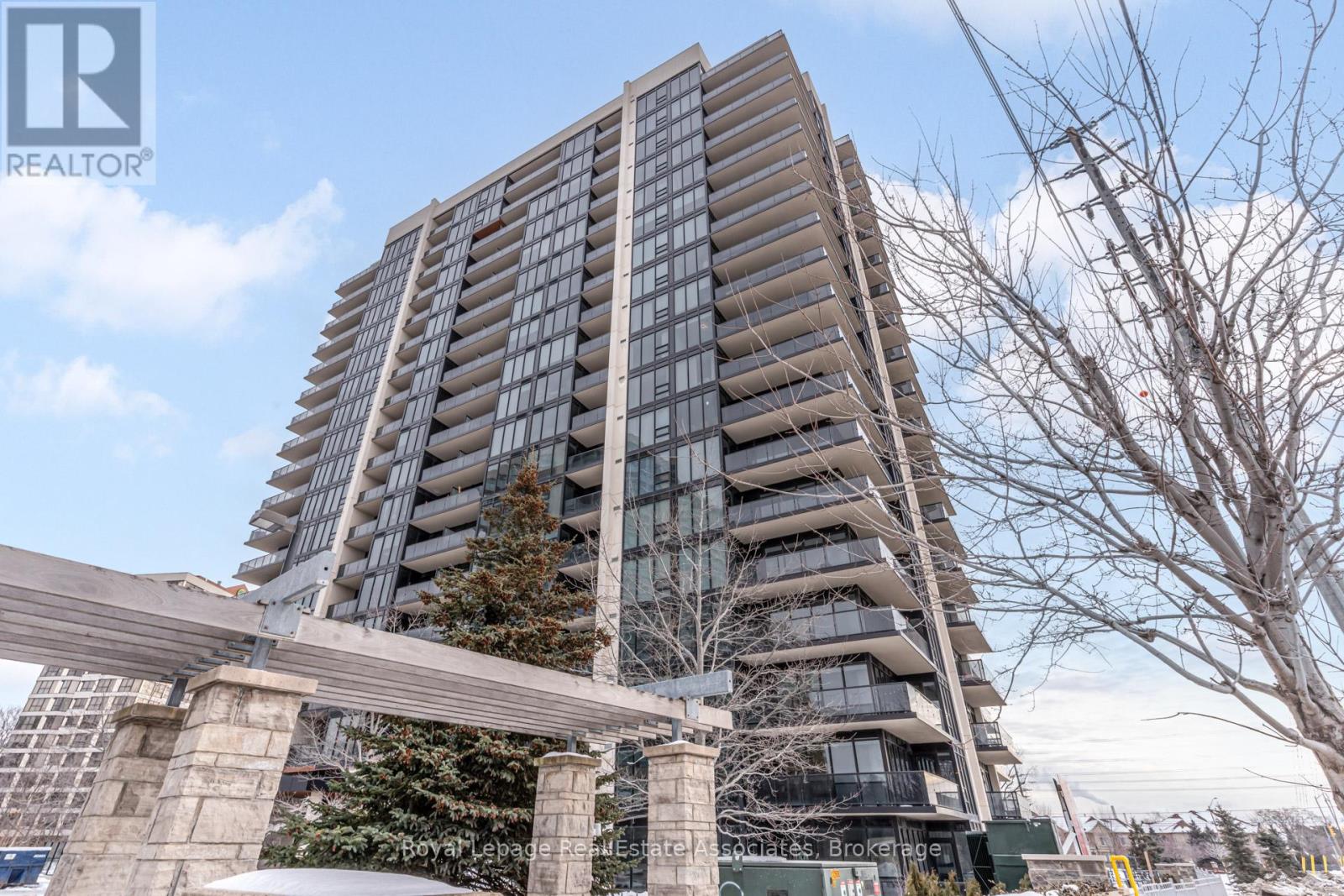 Apartment at 1108 - 1035 SOUTHDOWN ROAD, Mississauga (Clarkson)
