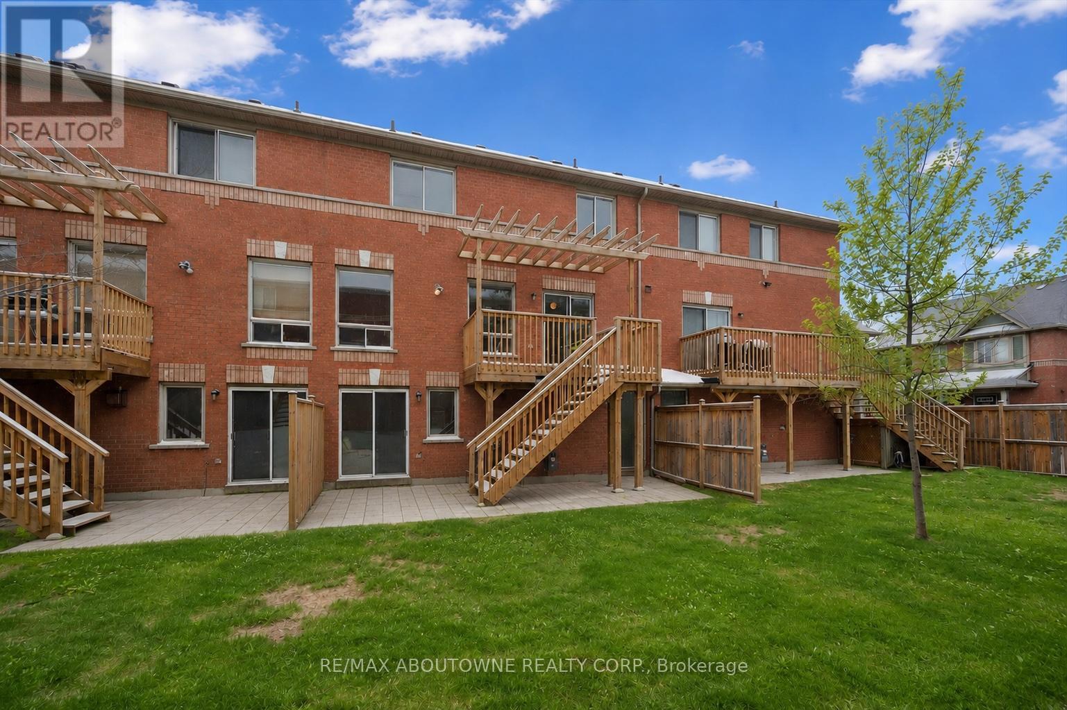 Townhouse at 40 - 5031 EAST MILL ROAD, Mississauga
