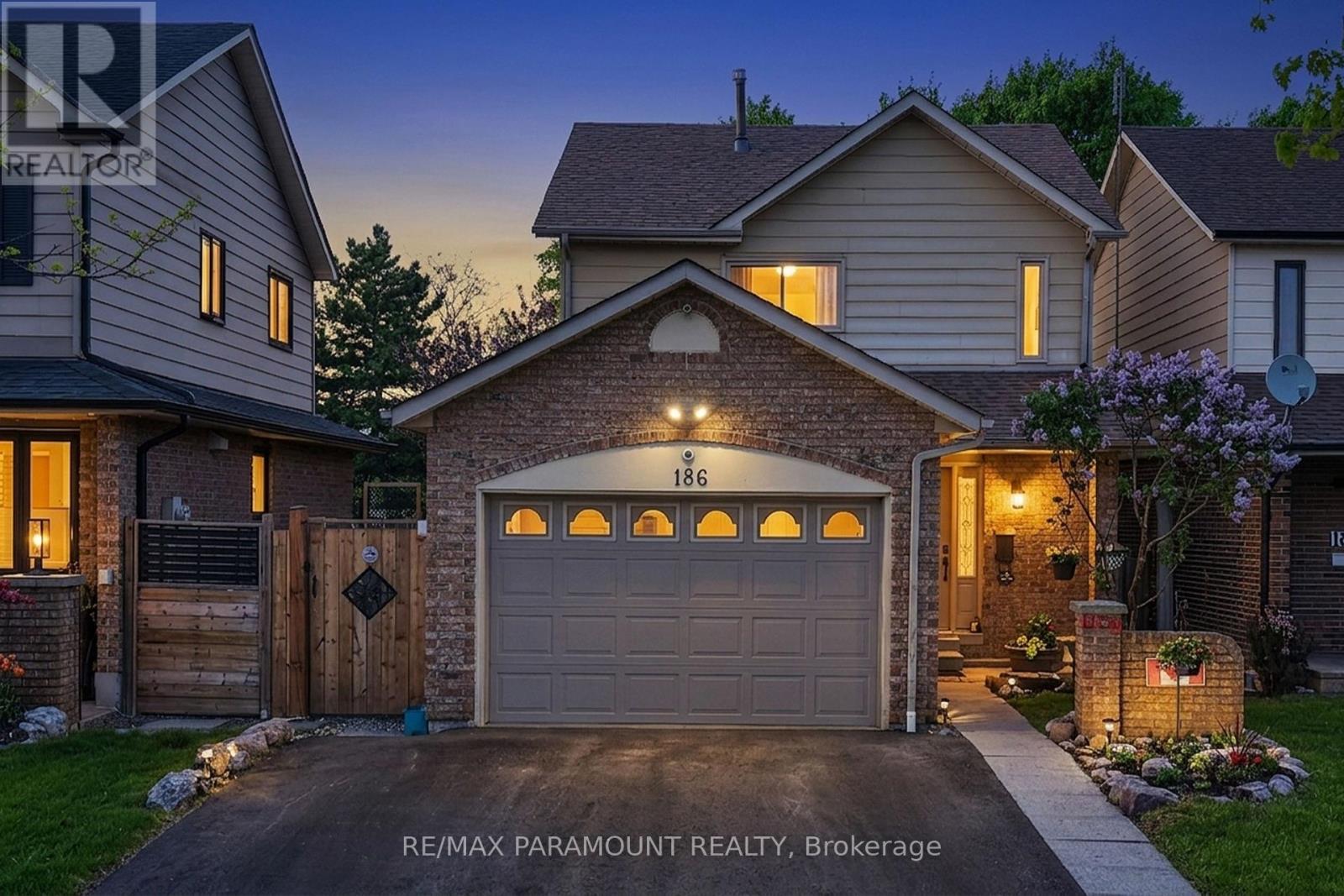 Semi-Detached/Link at 186 WEYBRIDGE TRAIL, Brampton (Madoc)