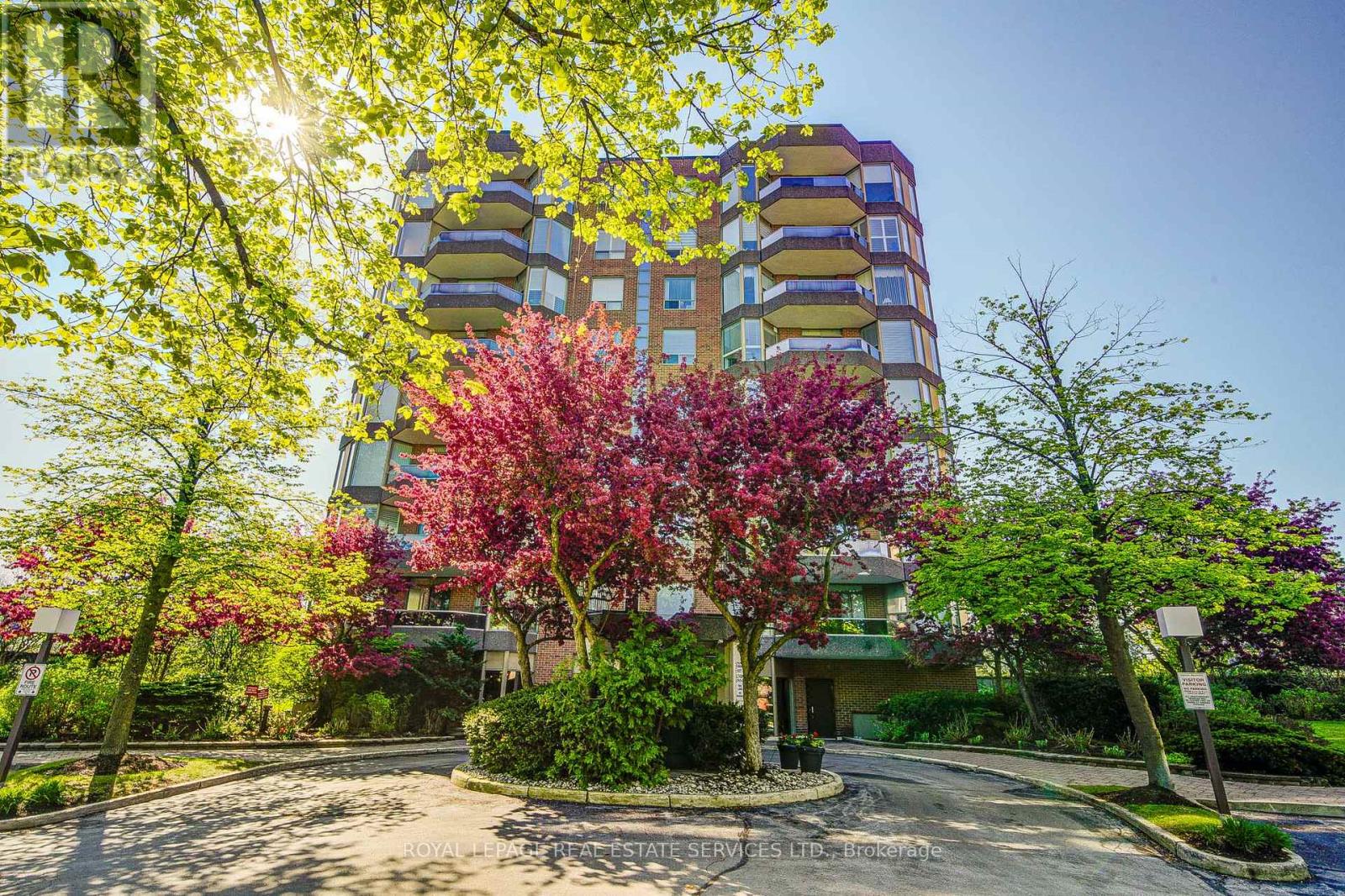 Apartment at 803 - 1903 PILGRIMS WAY, Oakville (GA Glen Abbey)