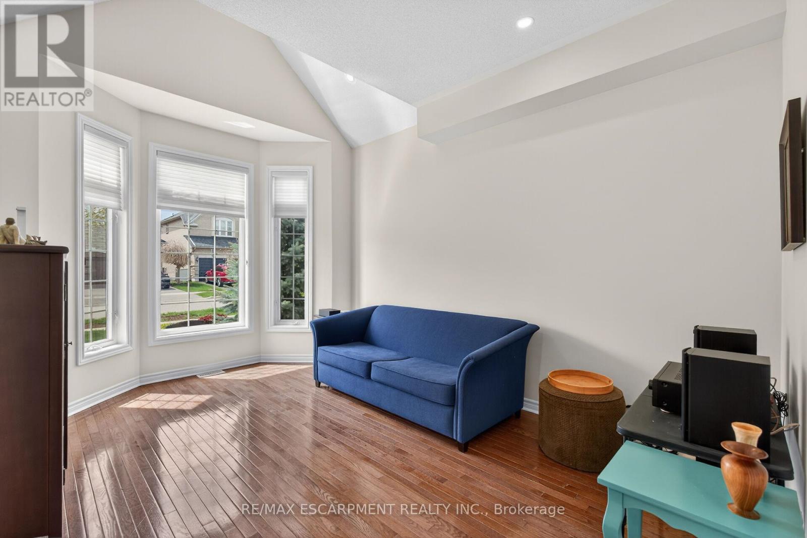 Detached at 2431 CASTLEBROOK ROAD, Oakville