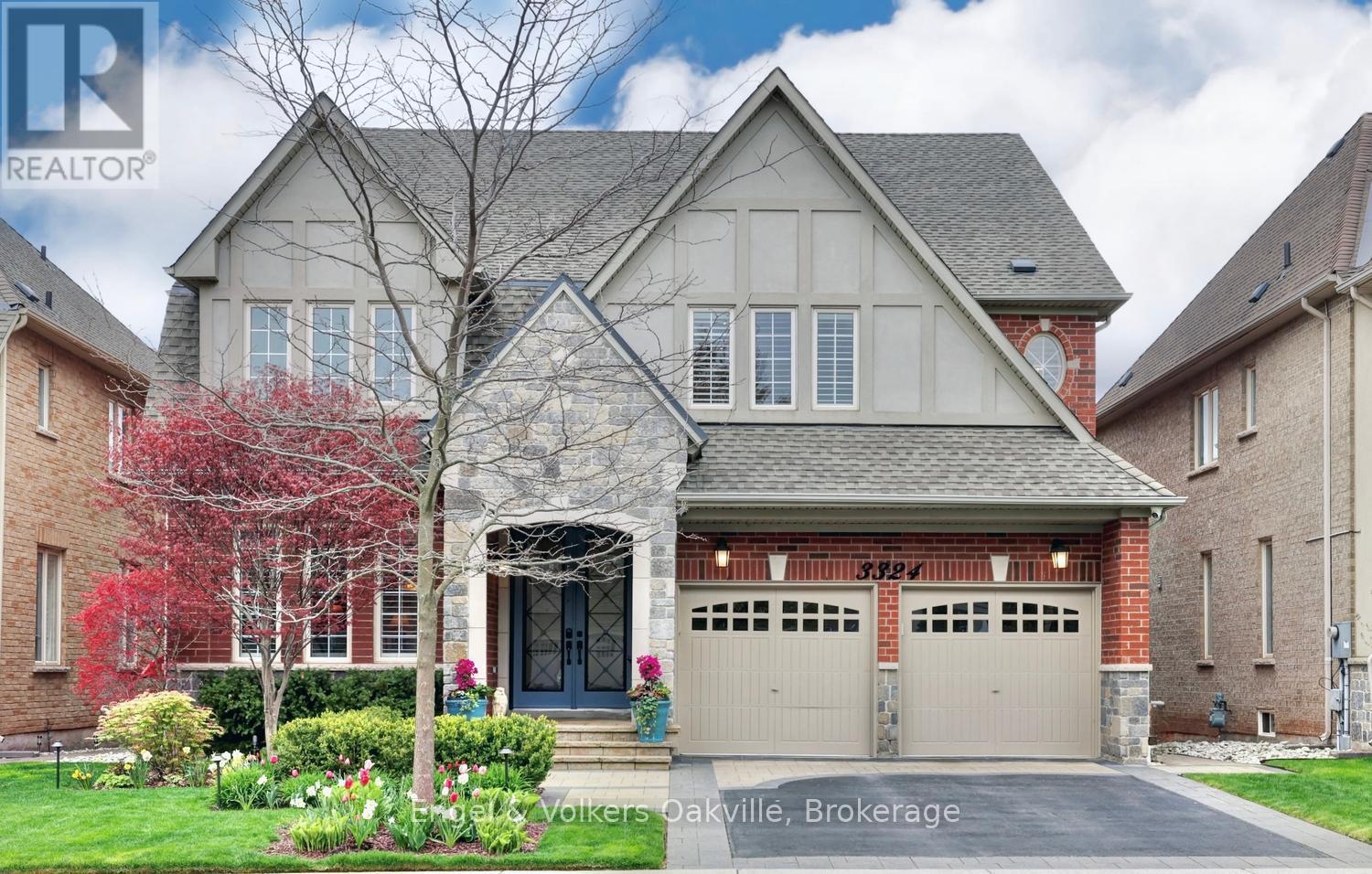 Detached at 3324 MISTWELL CRESCENT, Oakville (BR Bronte)