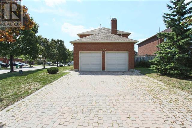 Detached at BASEMENT - 460 CHIEFTAN CIRCLE, Mississauga (Hurontario)