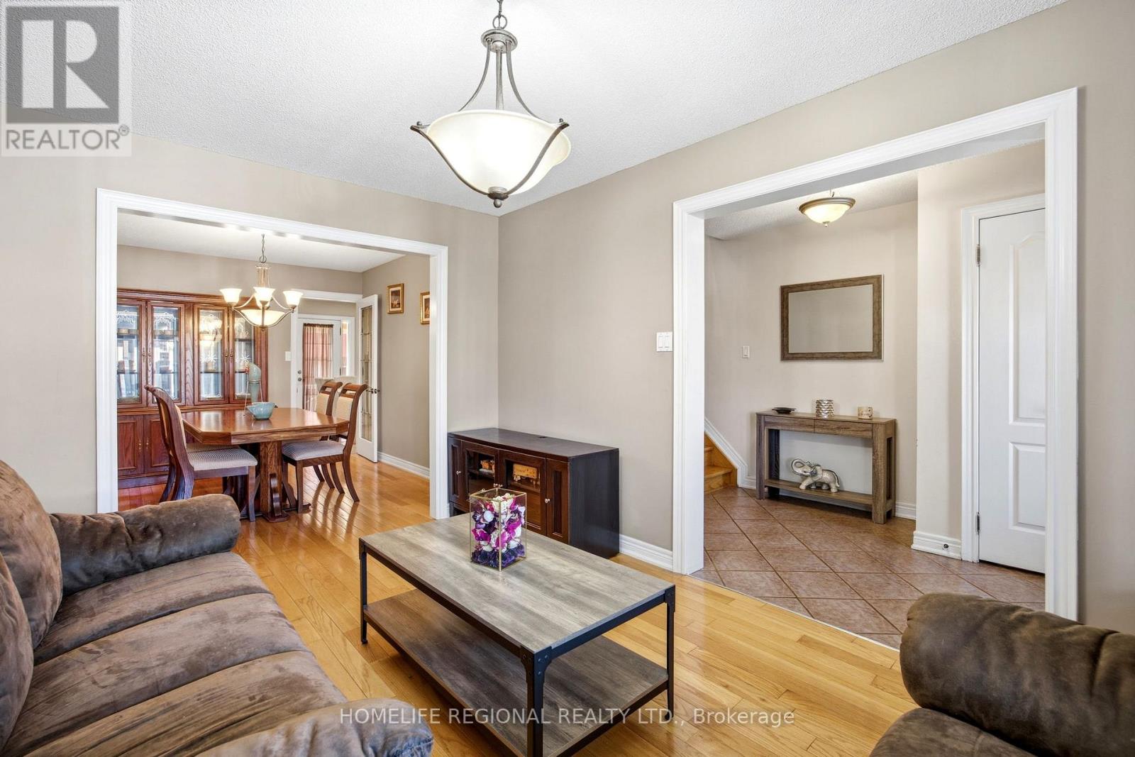 Semi-Detached/Link at 122 BEAVER TERRACE, Toronto