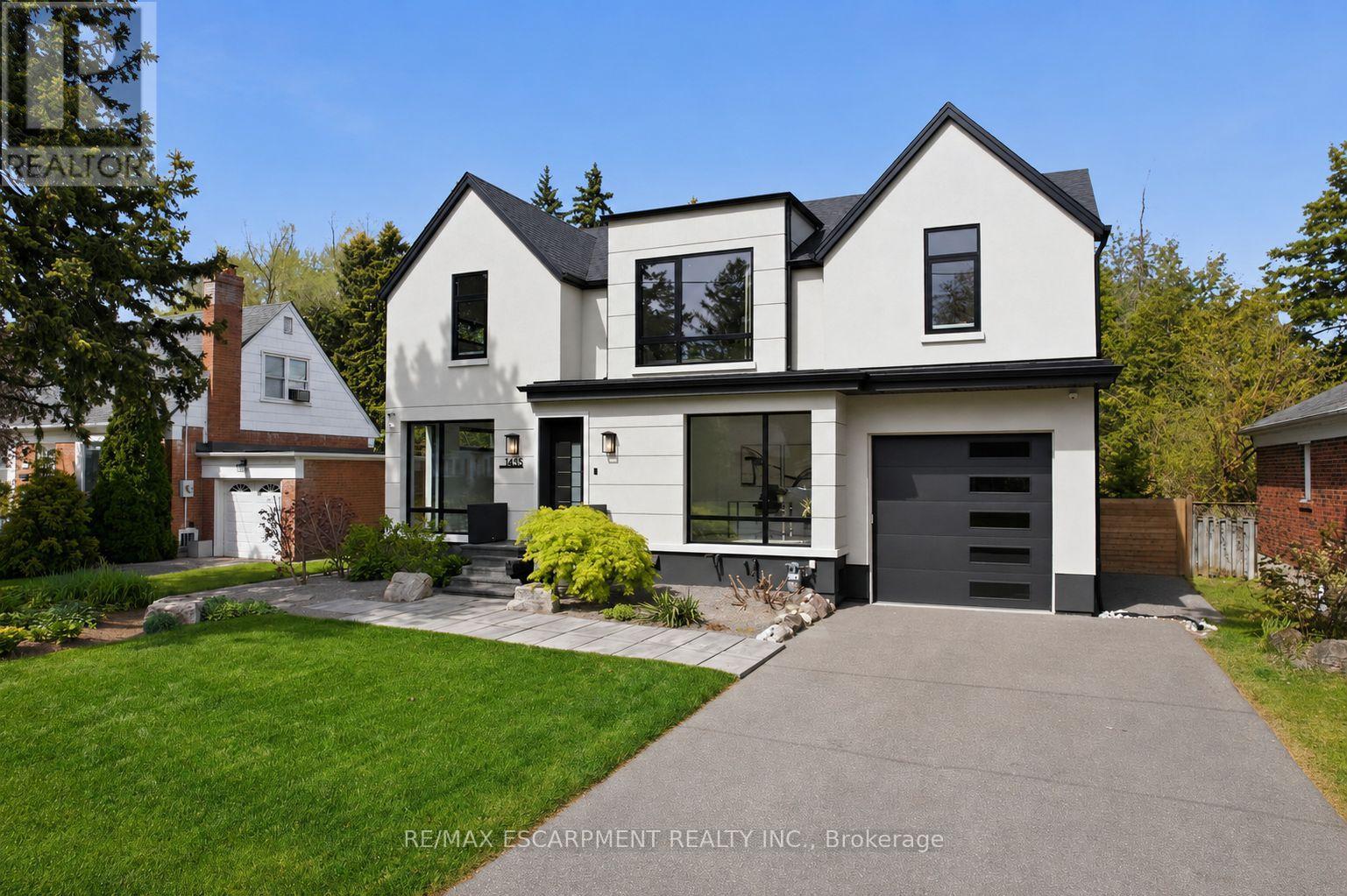 Detached at 1435 APPLEWOOD ROAD, Mississauga (Lakeview)