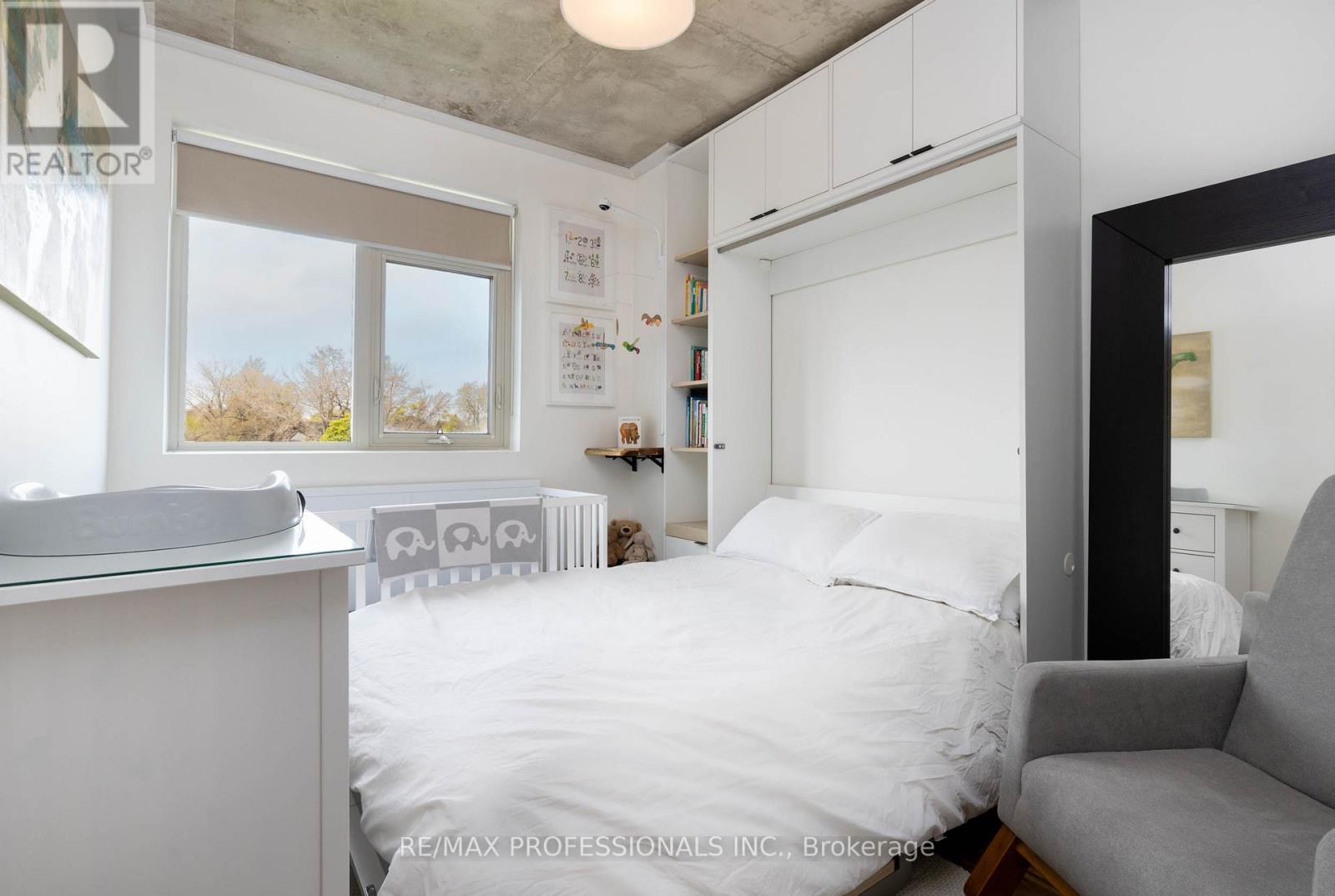 Apartment at 410 - 1638 BLOOR STREET W, Toronto