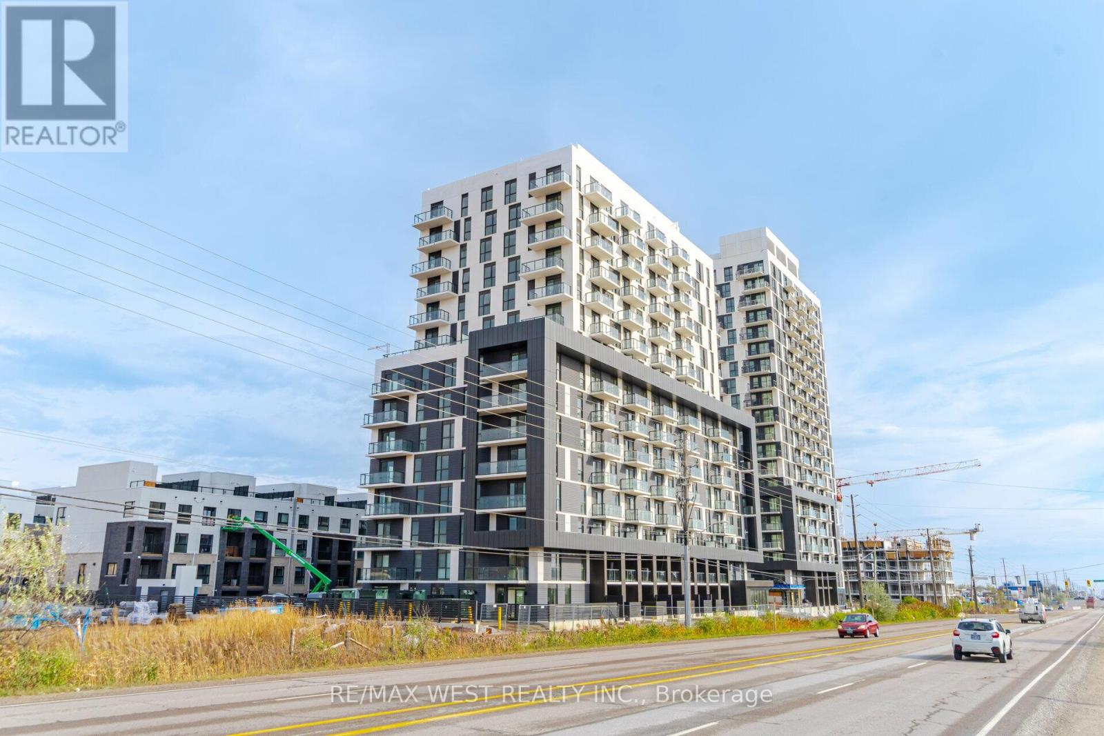 Apartment at 708 - 345 WHEAT BOOM DRIVE, Oakville (JM Joshua Meadows)
