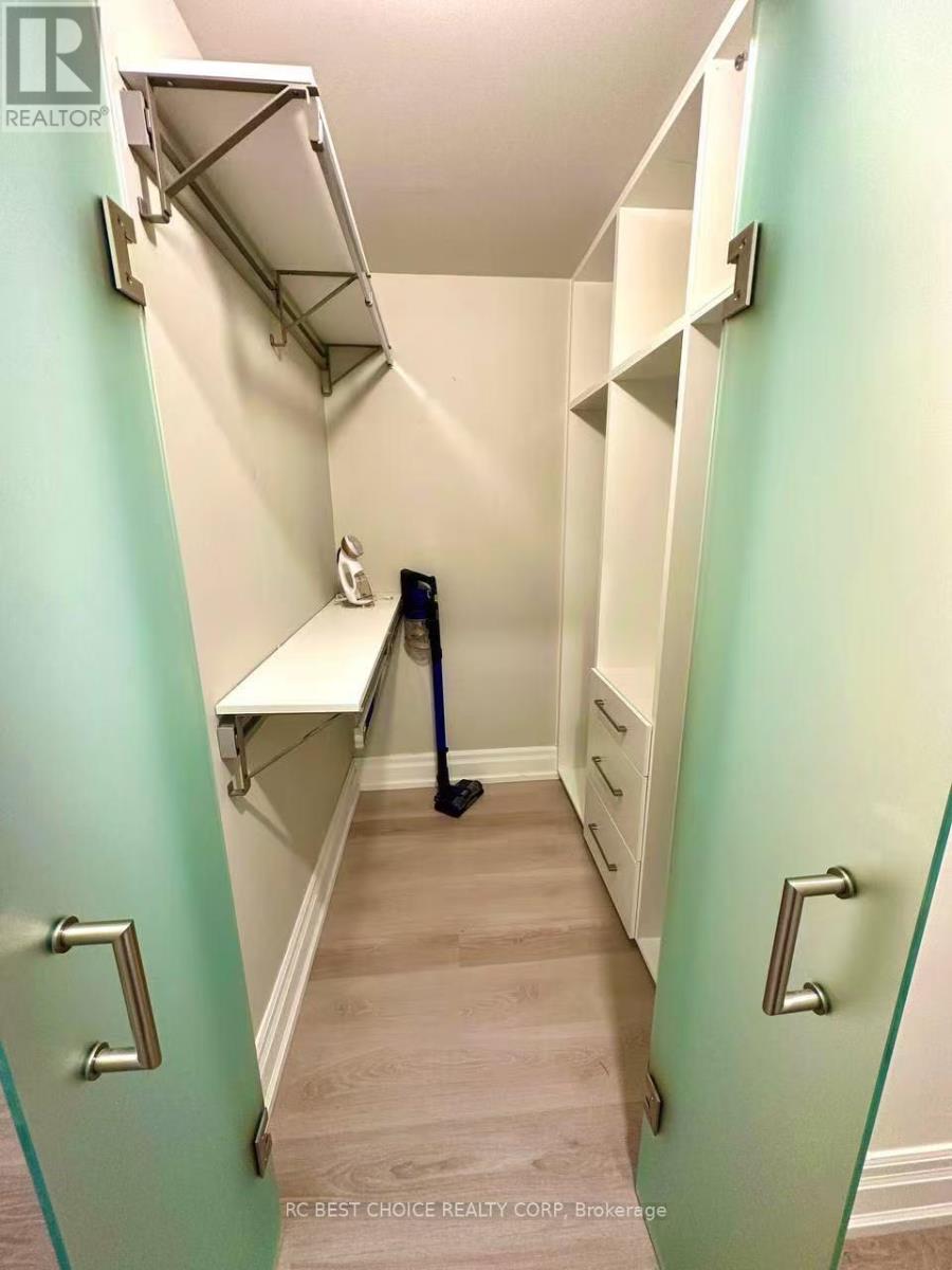 Apartment at 203 - 2067 LAKE SHORE BOULEVARD W, Toronto