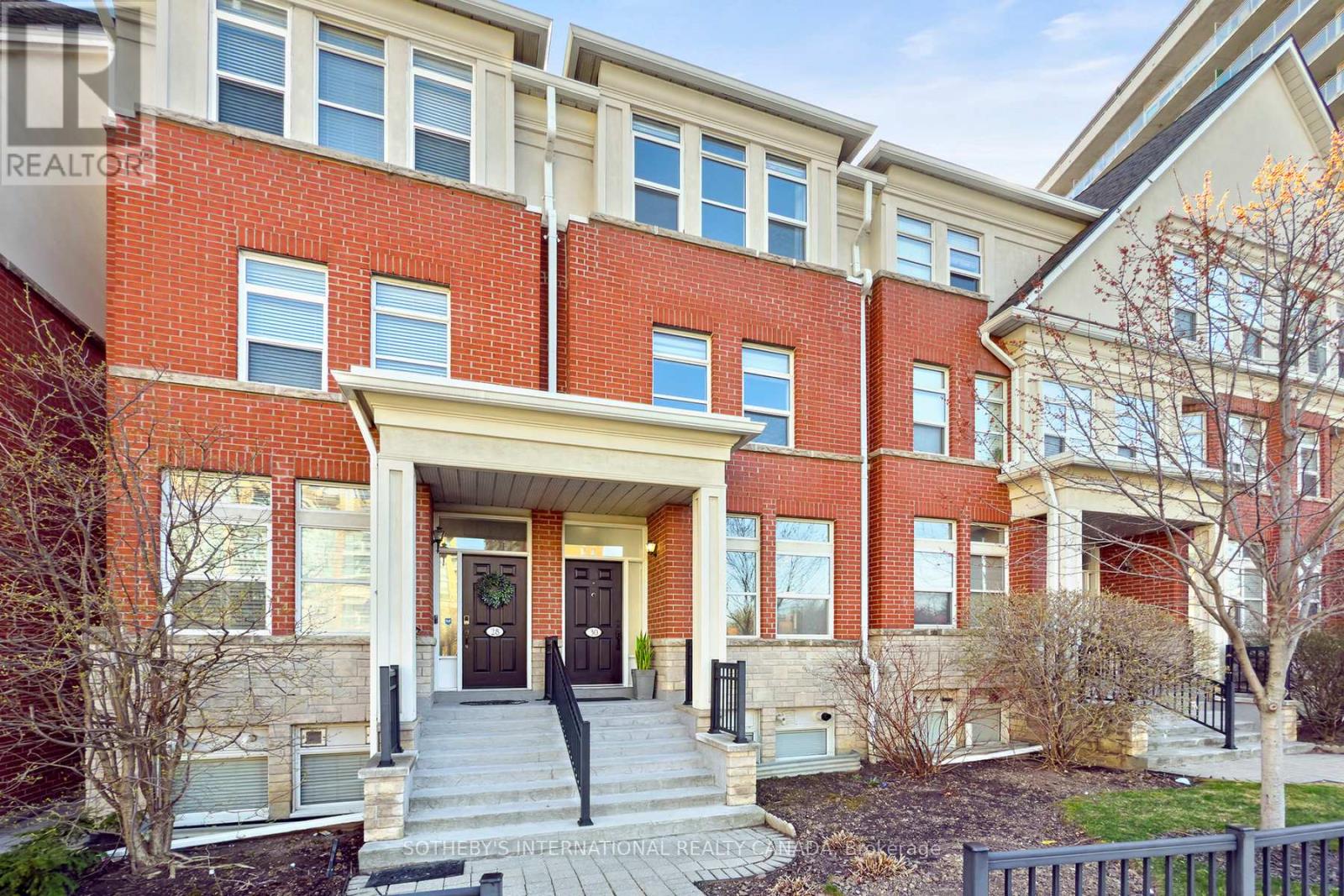 Townhouse at 30 MICHAEL POWER PLACE, Toronto (Islington-City Centre West)