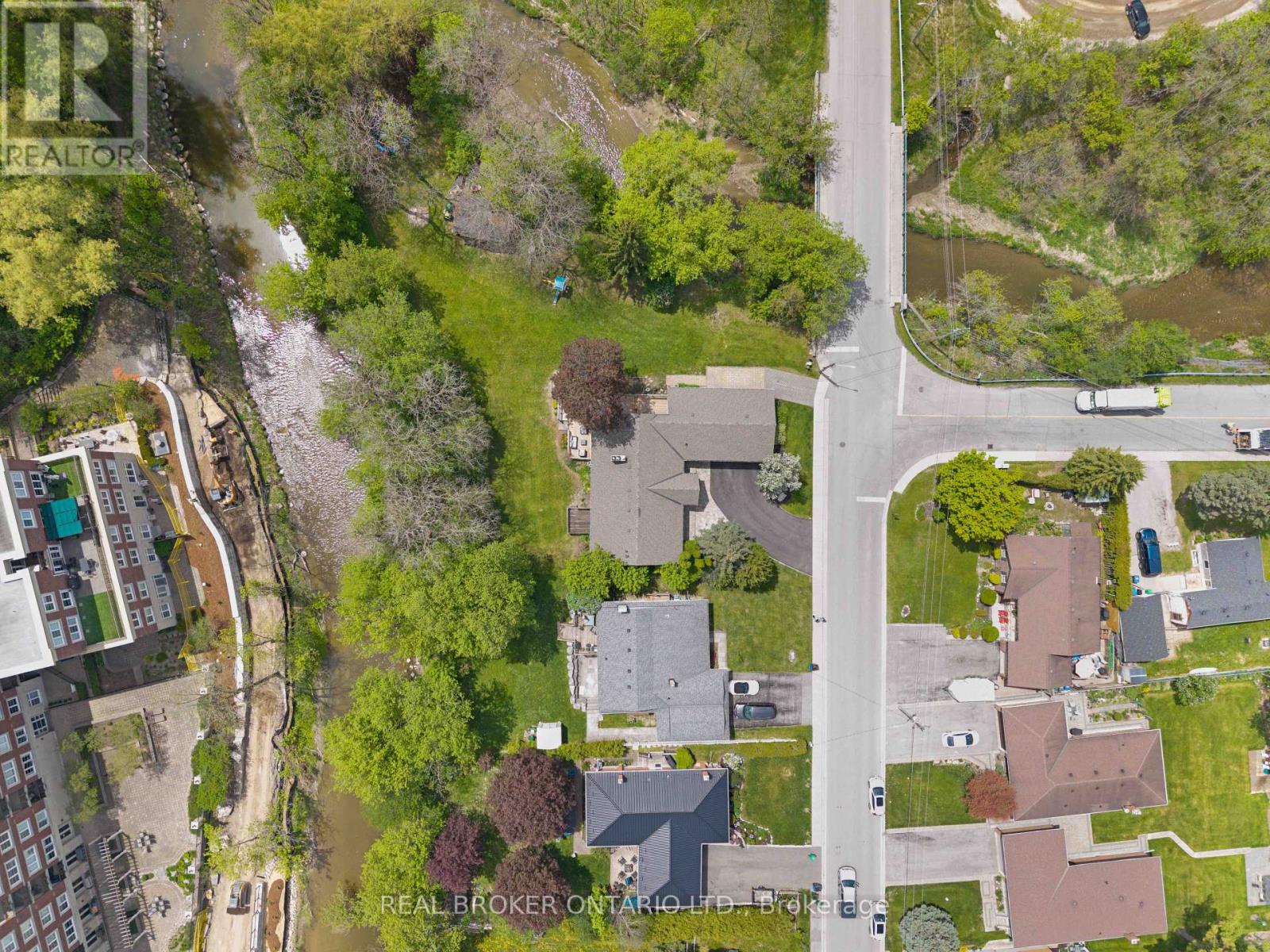 Detached at 44 HICKMAN STREET, Caledon