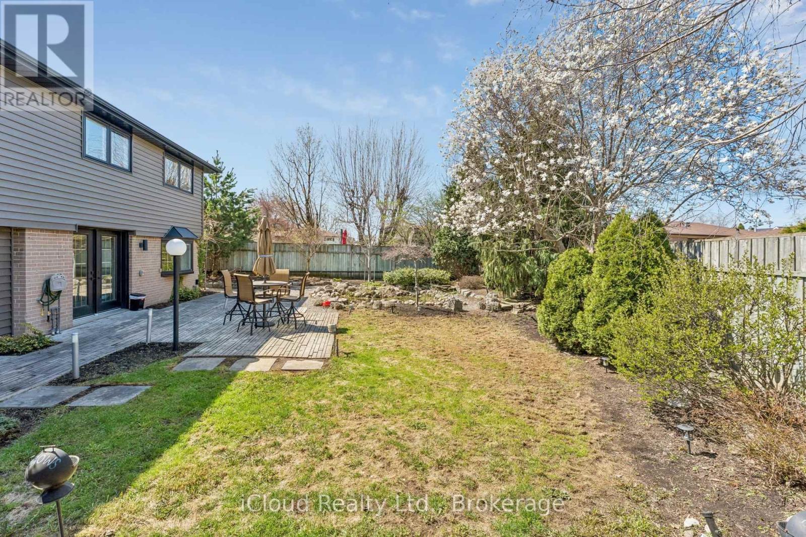 Detached at 43 FERNDALE CRESCENT, Brampton