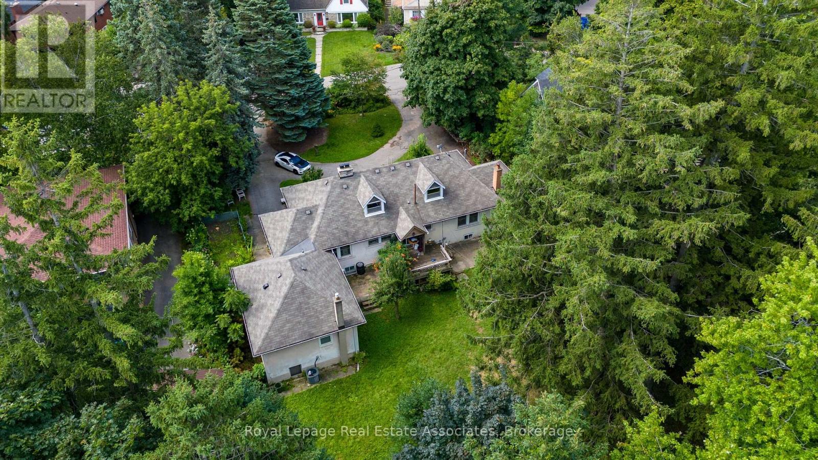 Detached at 11 BEN MACHREE DRIVE, Mississauga (Port Credit)