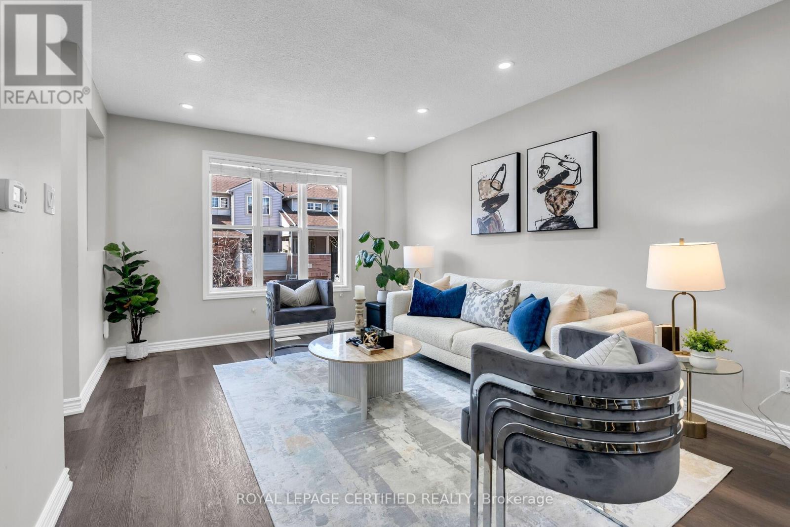 Townhouse at 49 - 2531 NORTHAMPTON BOULEVARD, Burlington (Headon)