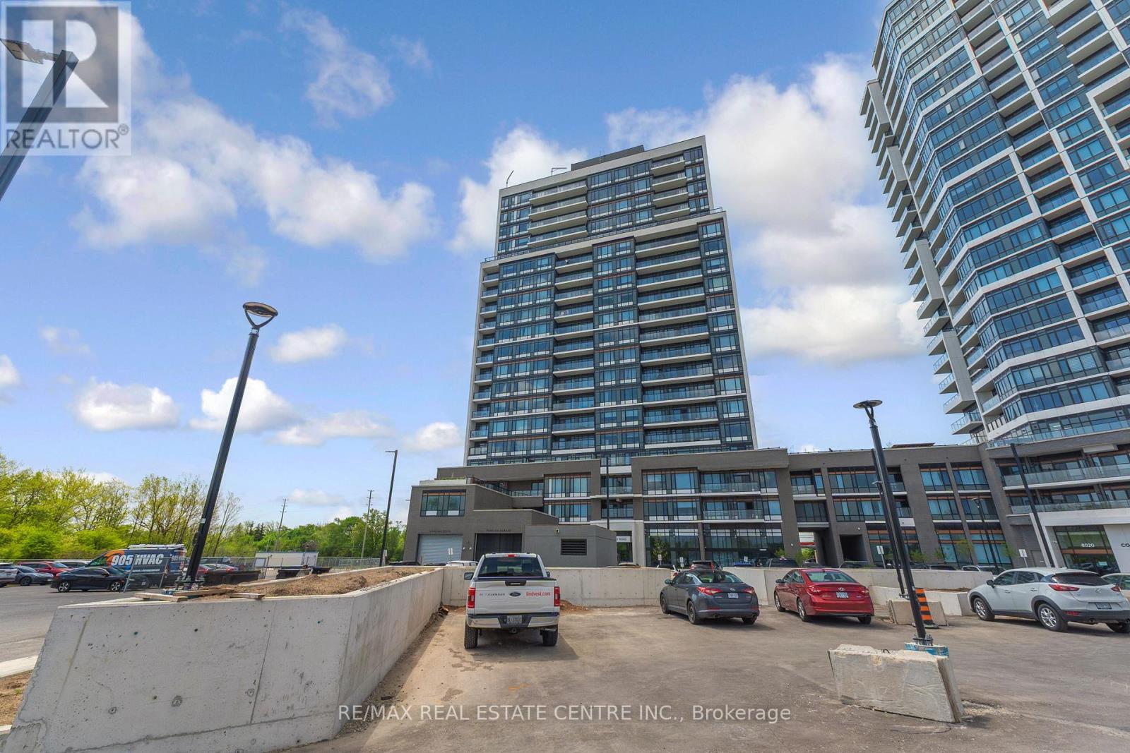 Apartment at 1402 - 8010 DERRY ROAD E, Milton (CO Coates)