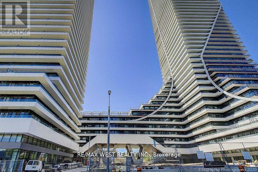 Apartment at 4617 - 30 SHORE BREEZE DRIVE, Toronto (Mimico)
