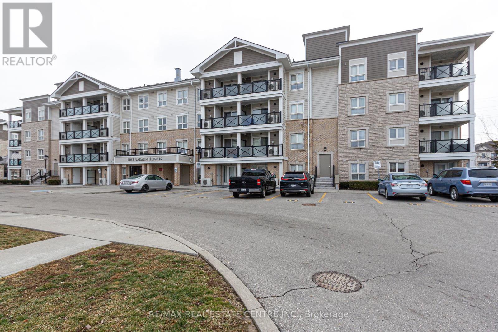 Apartment at 211 - 1045 NADALIN HEIGHTS, Milton (WI Willmott)