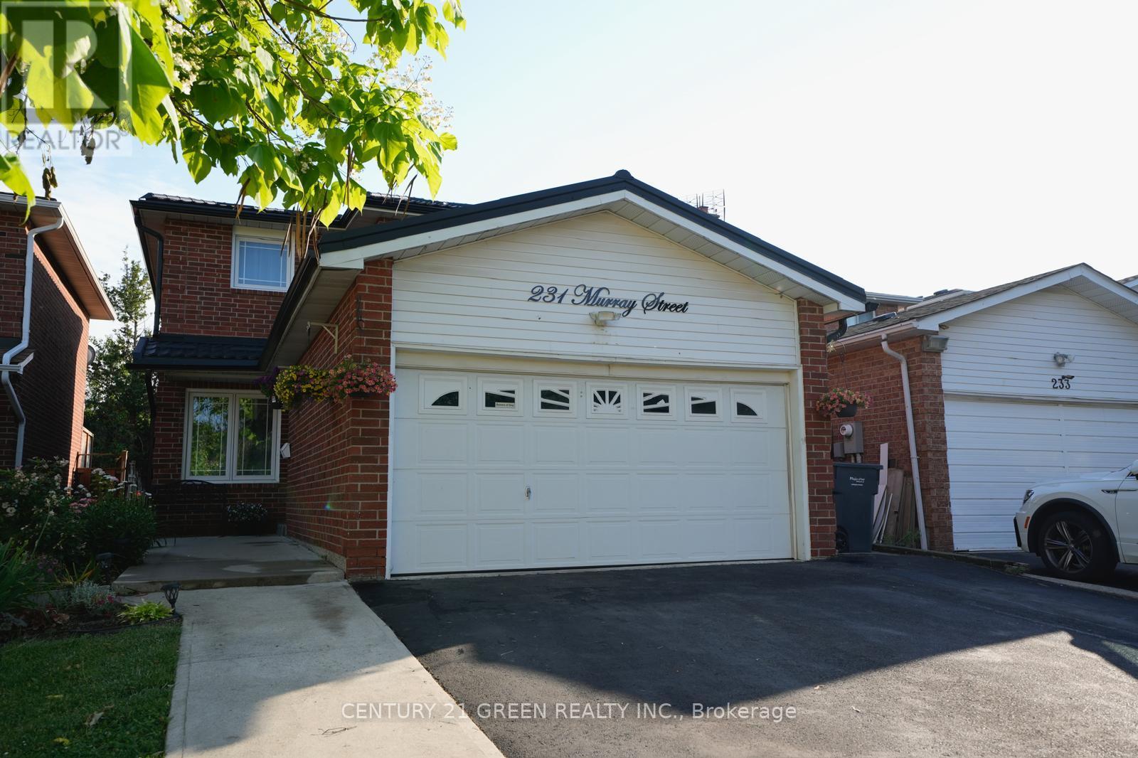 Detached at 231 MURRAY STREET, Brampton (Brampton West)