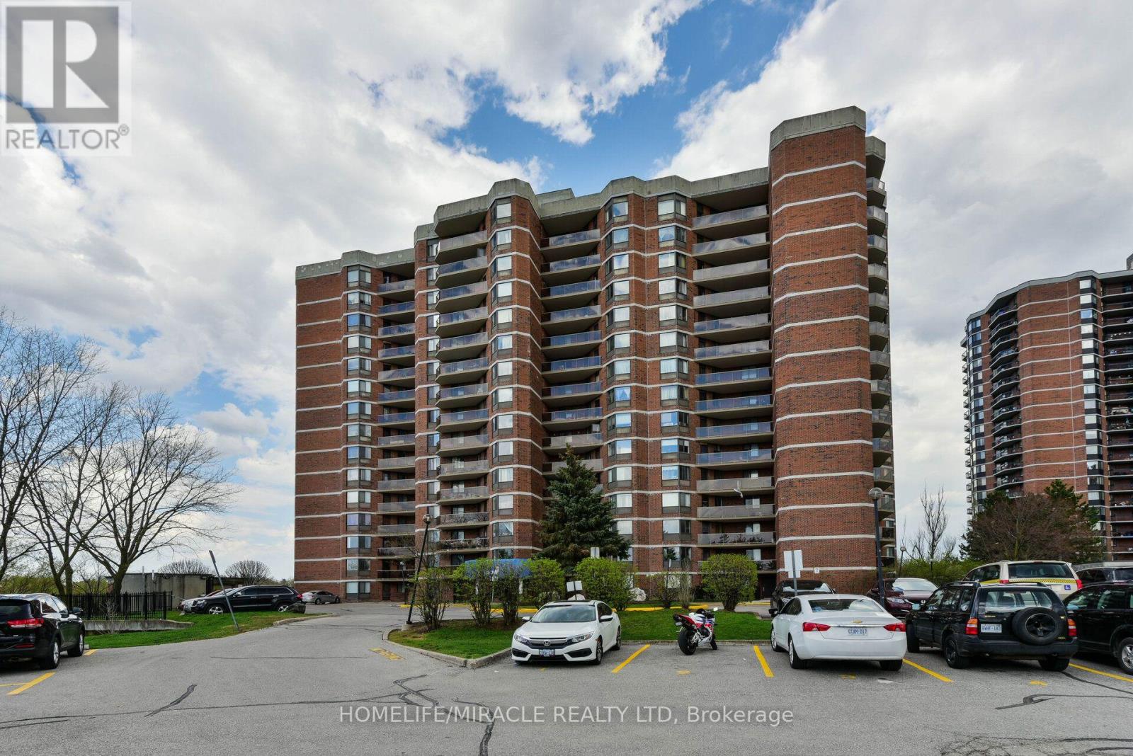 Apartment at 102 - 238 ALBION ROAD, Toronto (Elms-Old Rexdale)