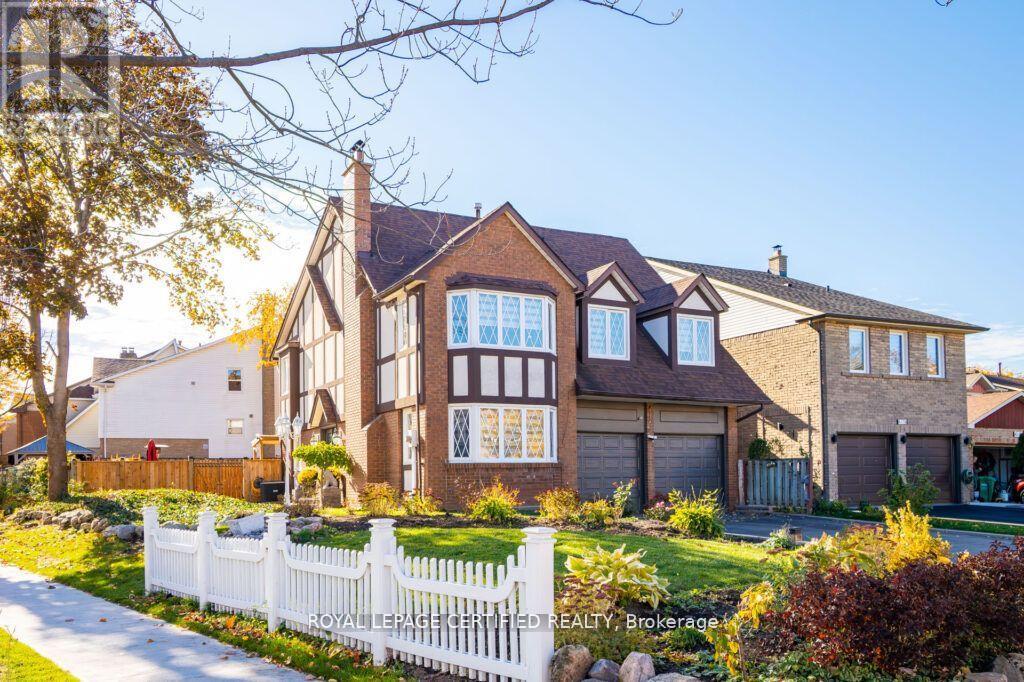 Detached at 4174 TRELLIS CRESCENT, Mississauga (Erin Mills)