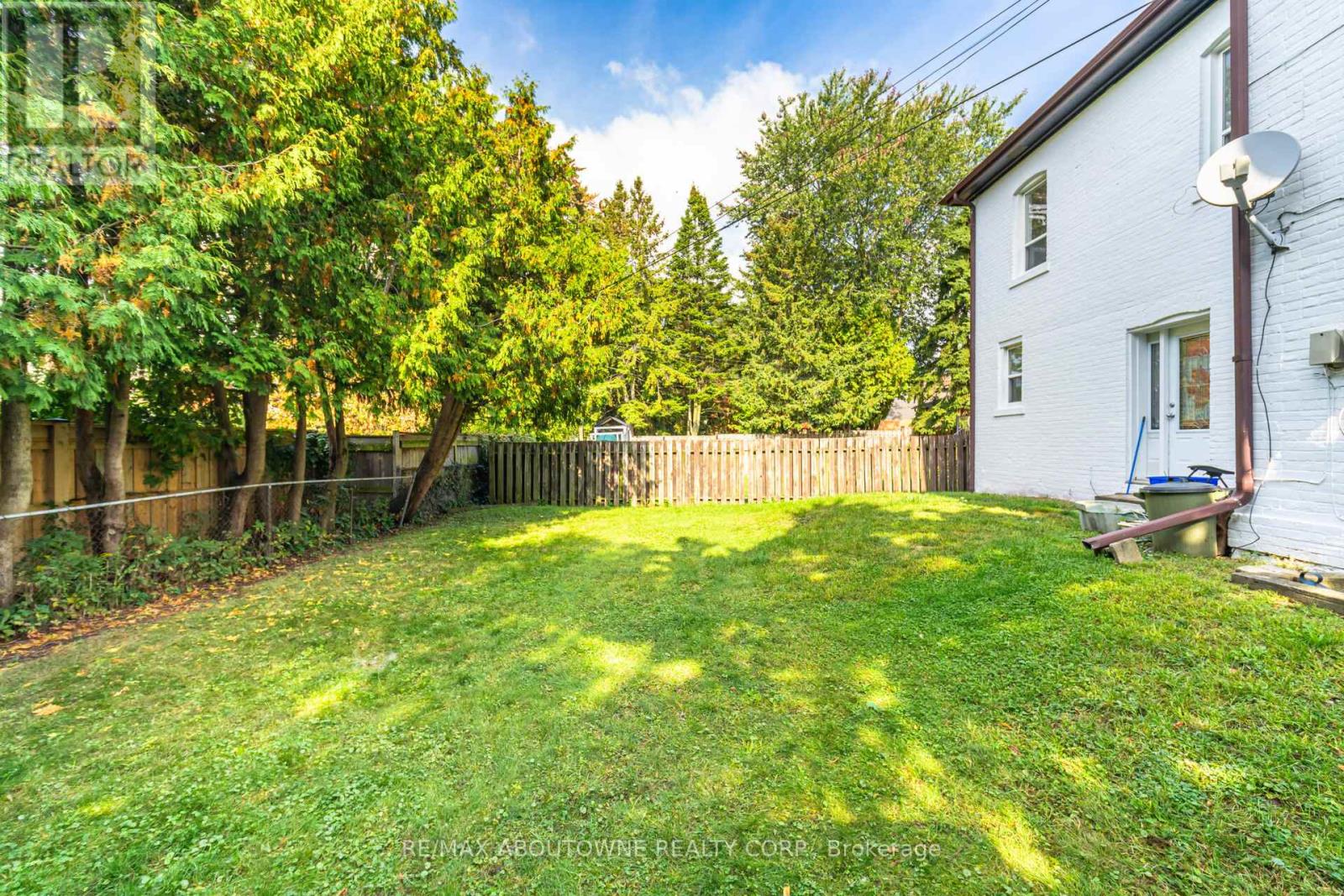 Multiplex at 3 - 486 HOLTBY AVENUE, Burlington
