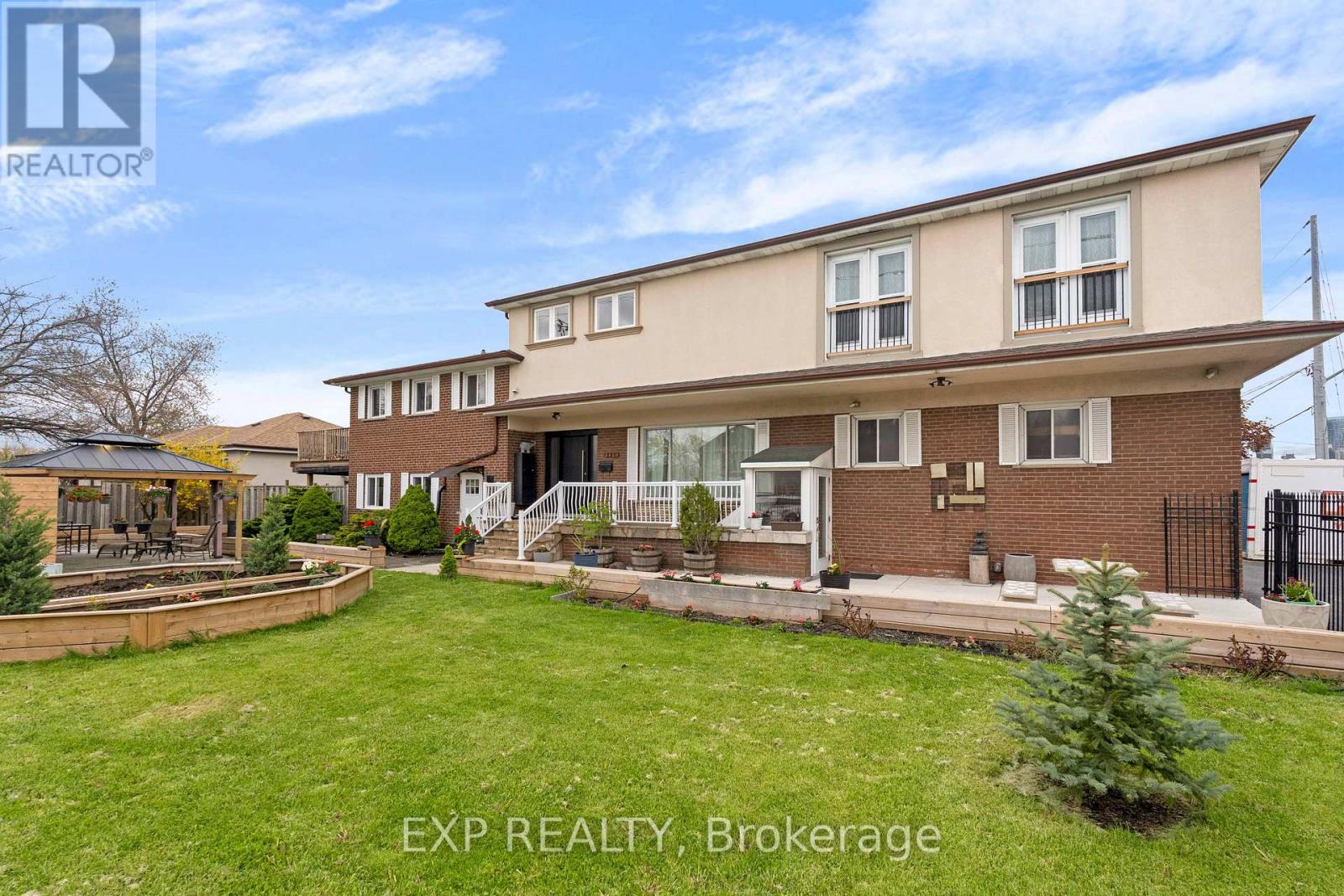 Detached at 3460 CAWTHRA ROAD, Mississauga (Mississauga Valleys)