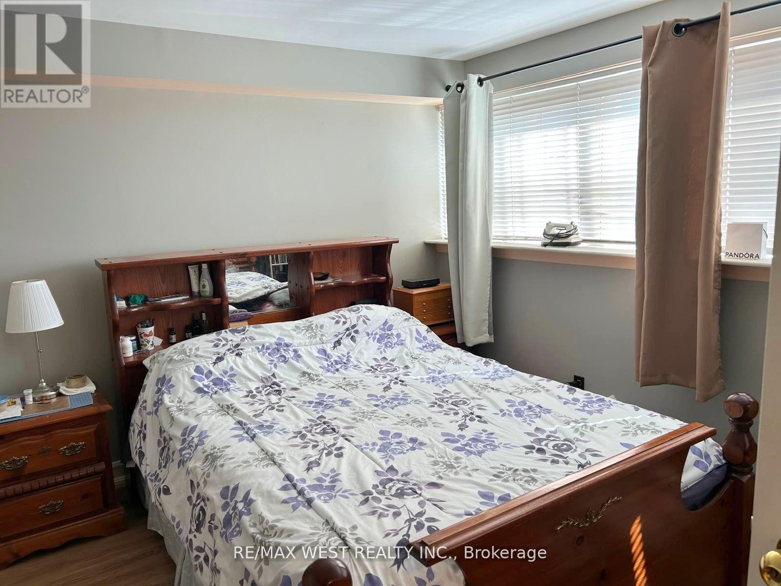 Townhouse at 234 - 260 JOHN GARLAND BOULEVARD, Toronto