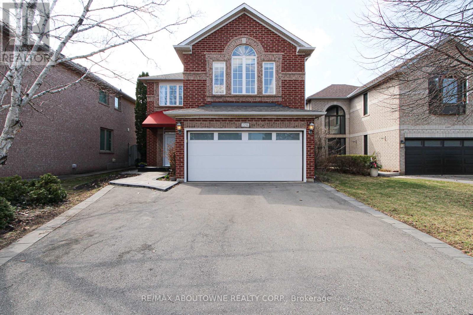 Detached at 2216 NORFOLK DRIVE, Oakville (RO River Oaks)