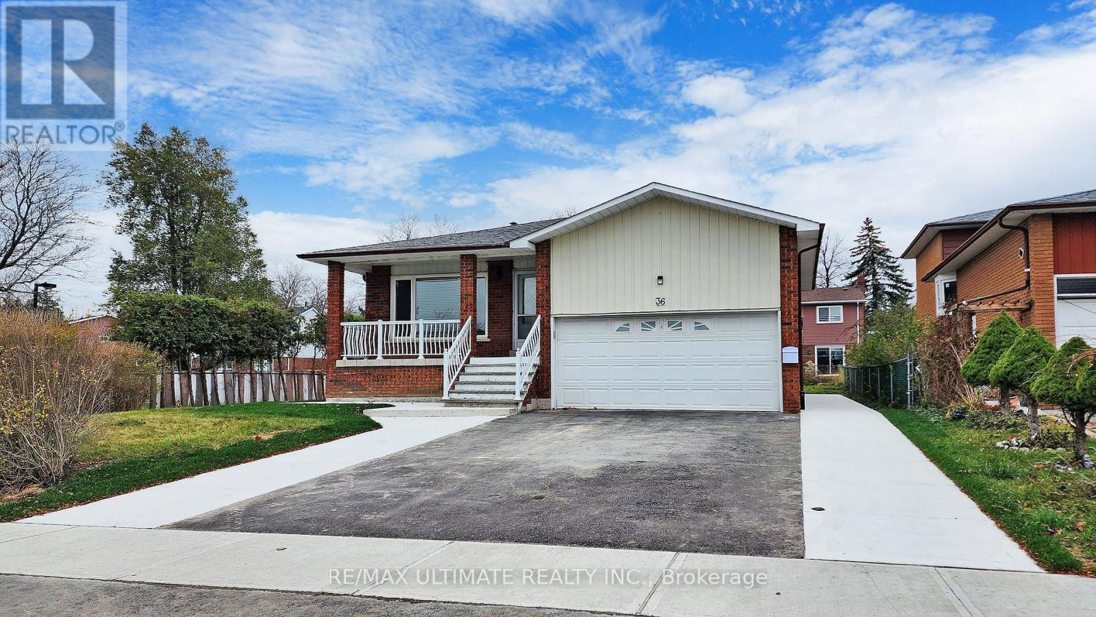 Multiplex at UPPER - 36 JAYFIELD ROAD, Brampton (Northgate)