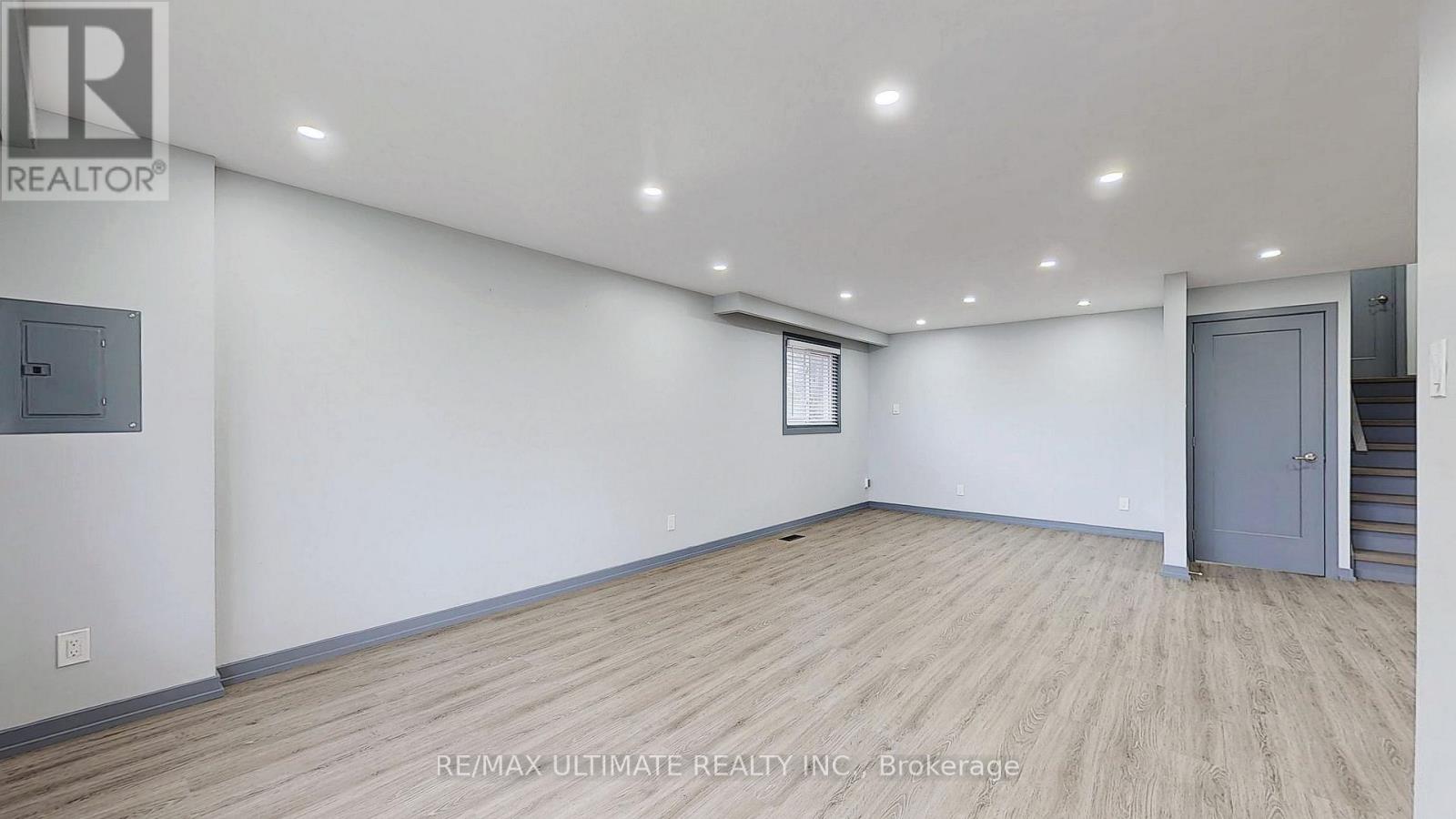 Multiplex at UPPER - 36 JAYFIELD ROAD, Brampton