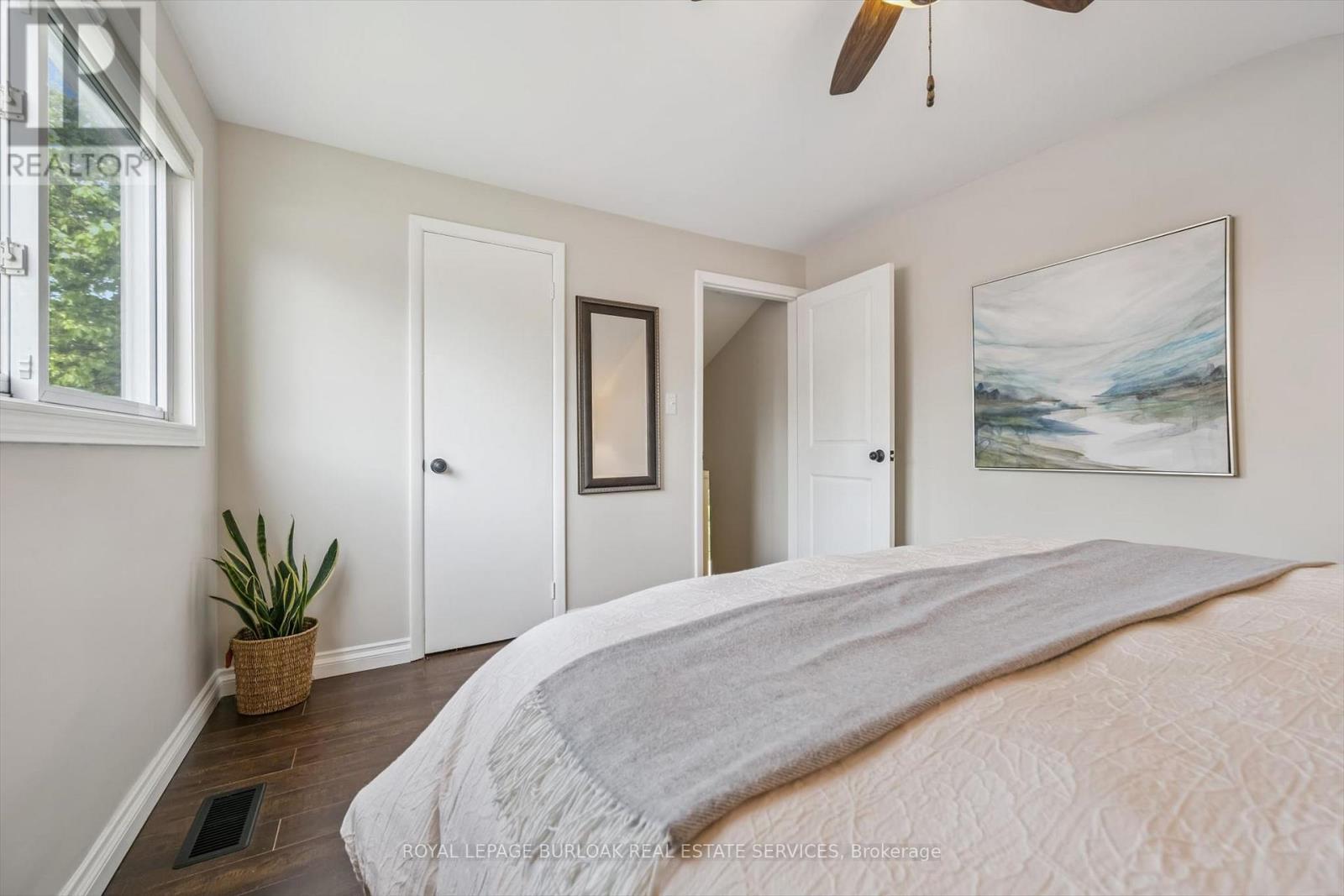 Detached at 291 STRATHCONA DRIVE, Burlington