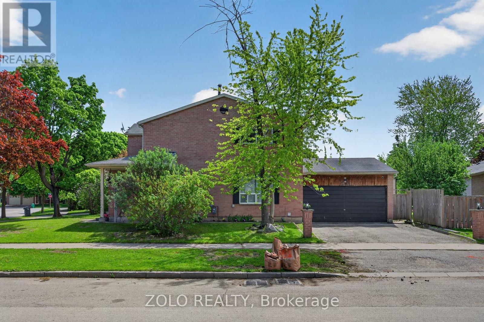 Detached at 6166 KINDREE CIRCLE, Mississauga