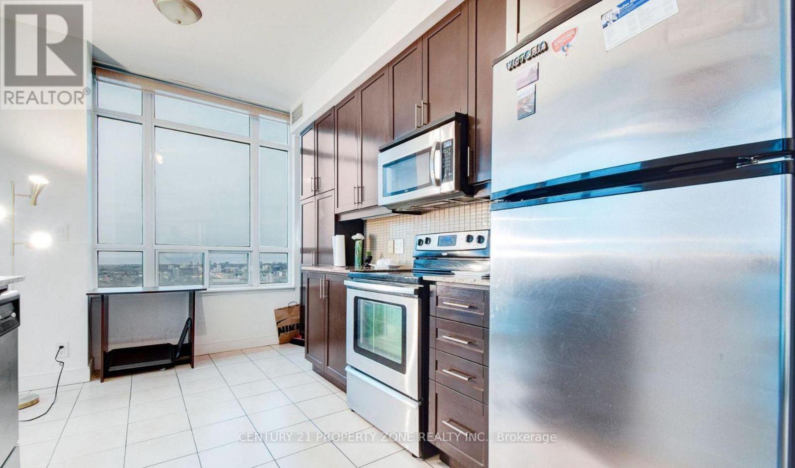 Apartment at 3303 - 80 ABSOLUTE AVENUE, Mississauga