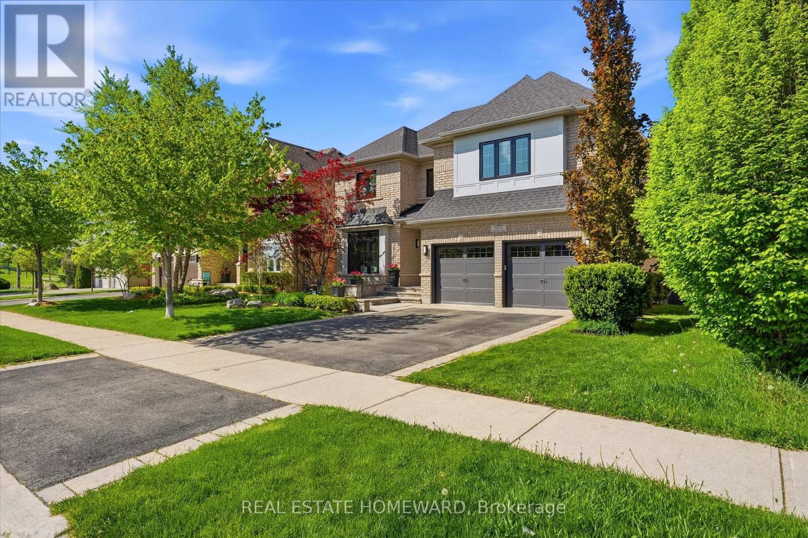 Detached at 2471 CASTLEBROOK ROAD, Oakville