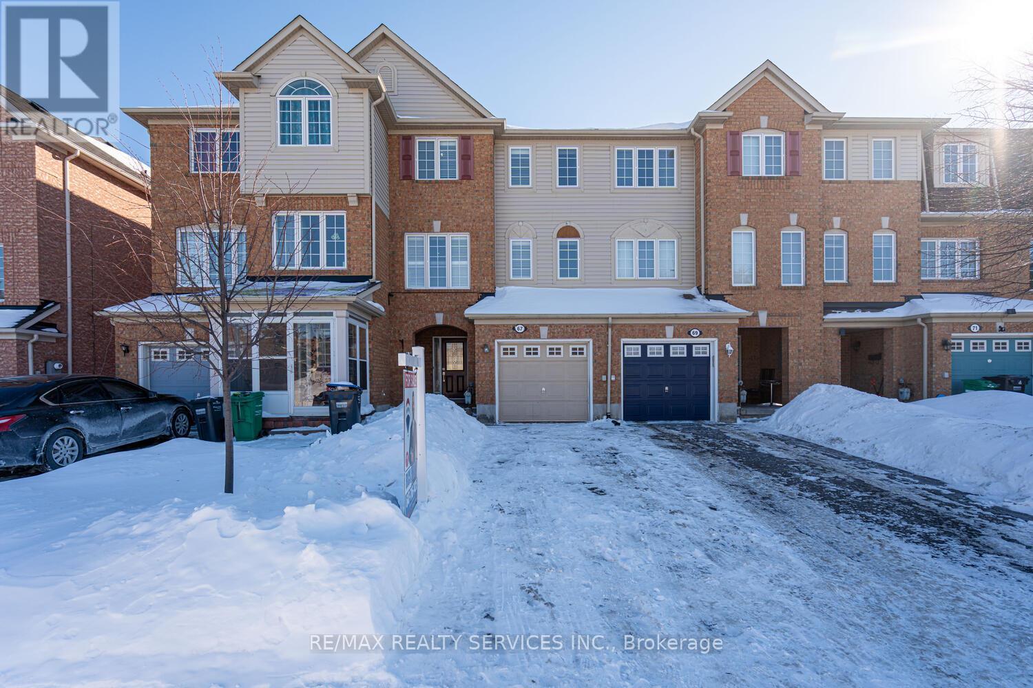 Townhouse at 67 DECKER HOLLOW CIRCLE, Brampton