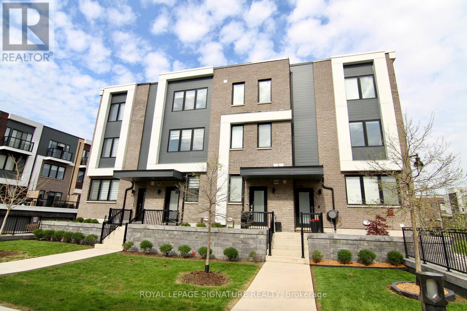 Townhouse at 2 - 90 STANLEY GREENE BOULEVARD, Toronto