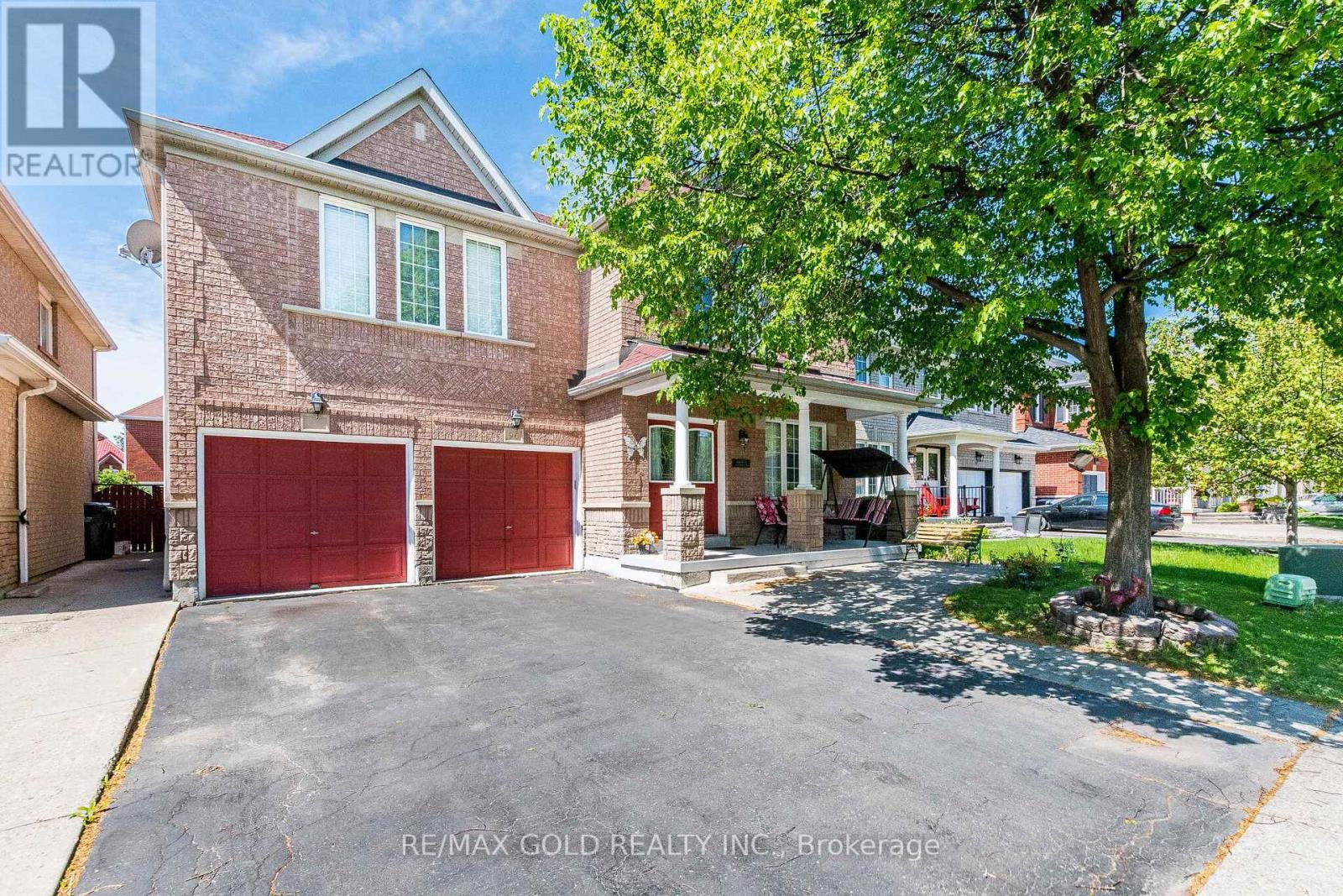 Detached at 96 BRISDALE DRIVE, Brampton (Fletcher's Meadow)