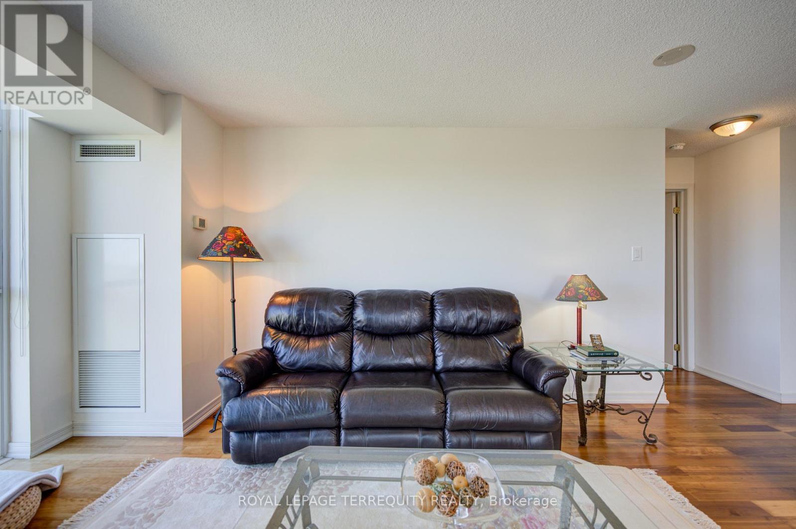 Apartment at 2311 - 9 GEORGE STREET N, Brampton