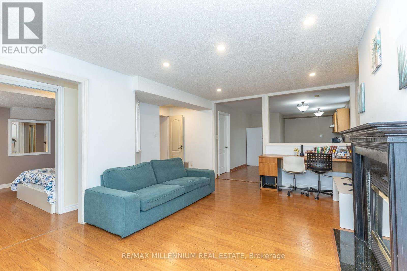 Detached at 28 DONHERB CRESCENT, Caledon