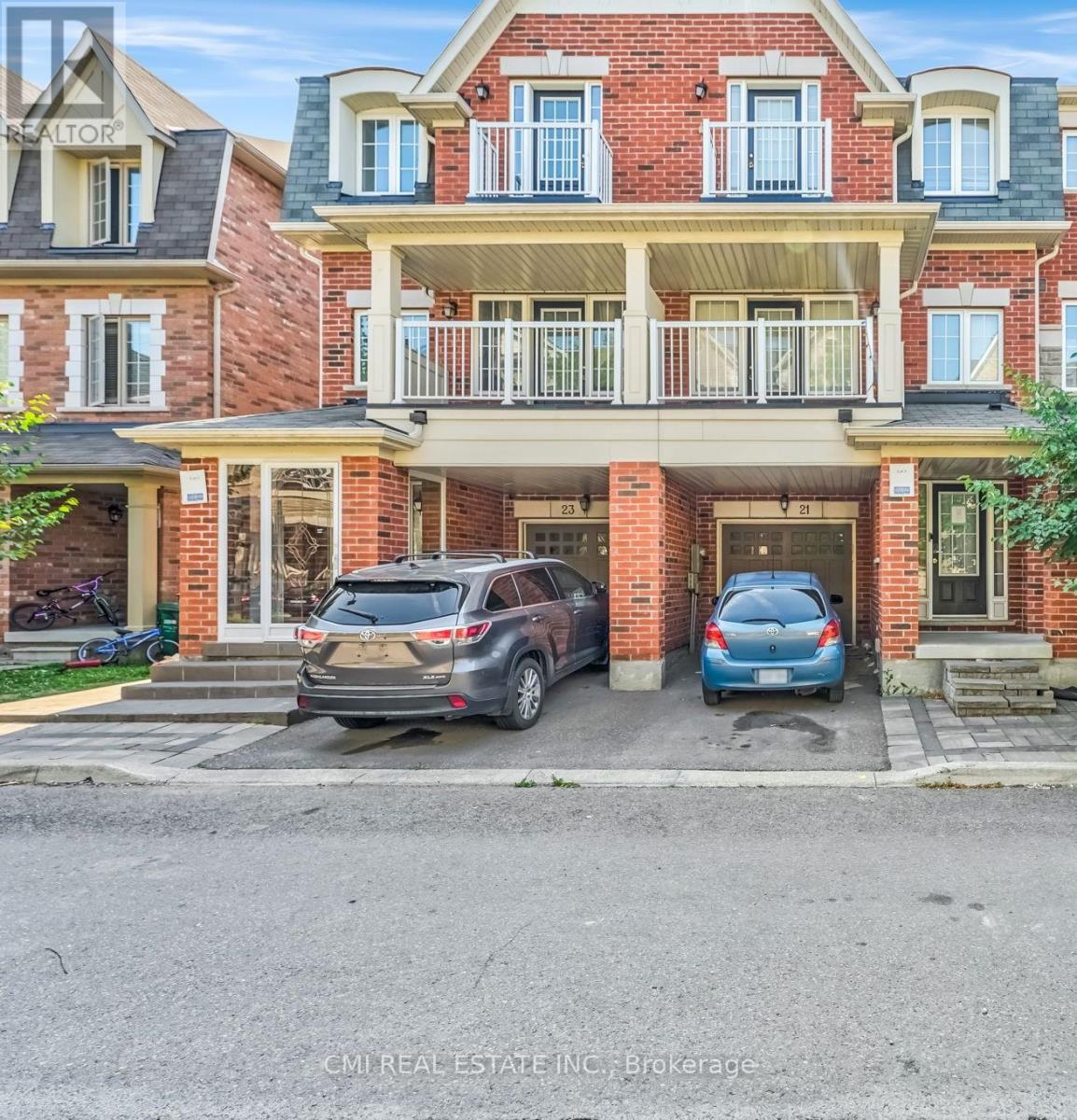 Townhouse at 21 KAYAK HEIGHTS, Brampton