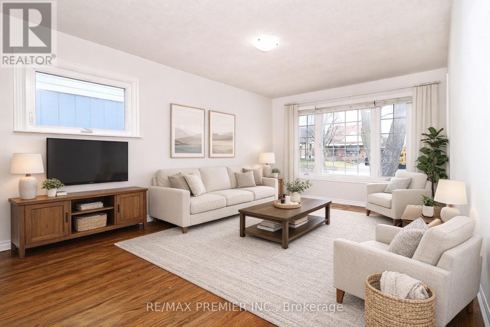 Detached at 15 BONIFACE AVENUE, Toronto