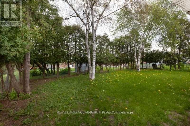 Detached at 8 STANWOOD CRESCENT, Toronto (Humbermede)