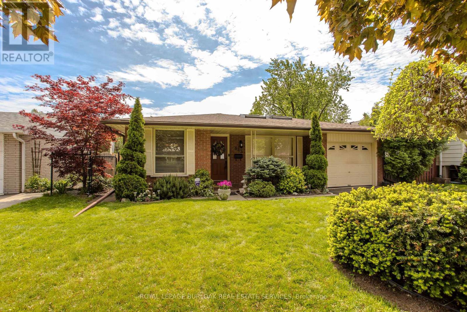 Detached at 643 ARTREVA CRESCENT, Burlington