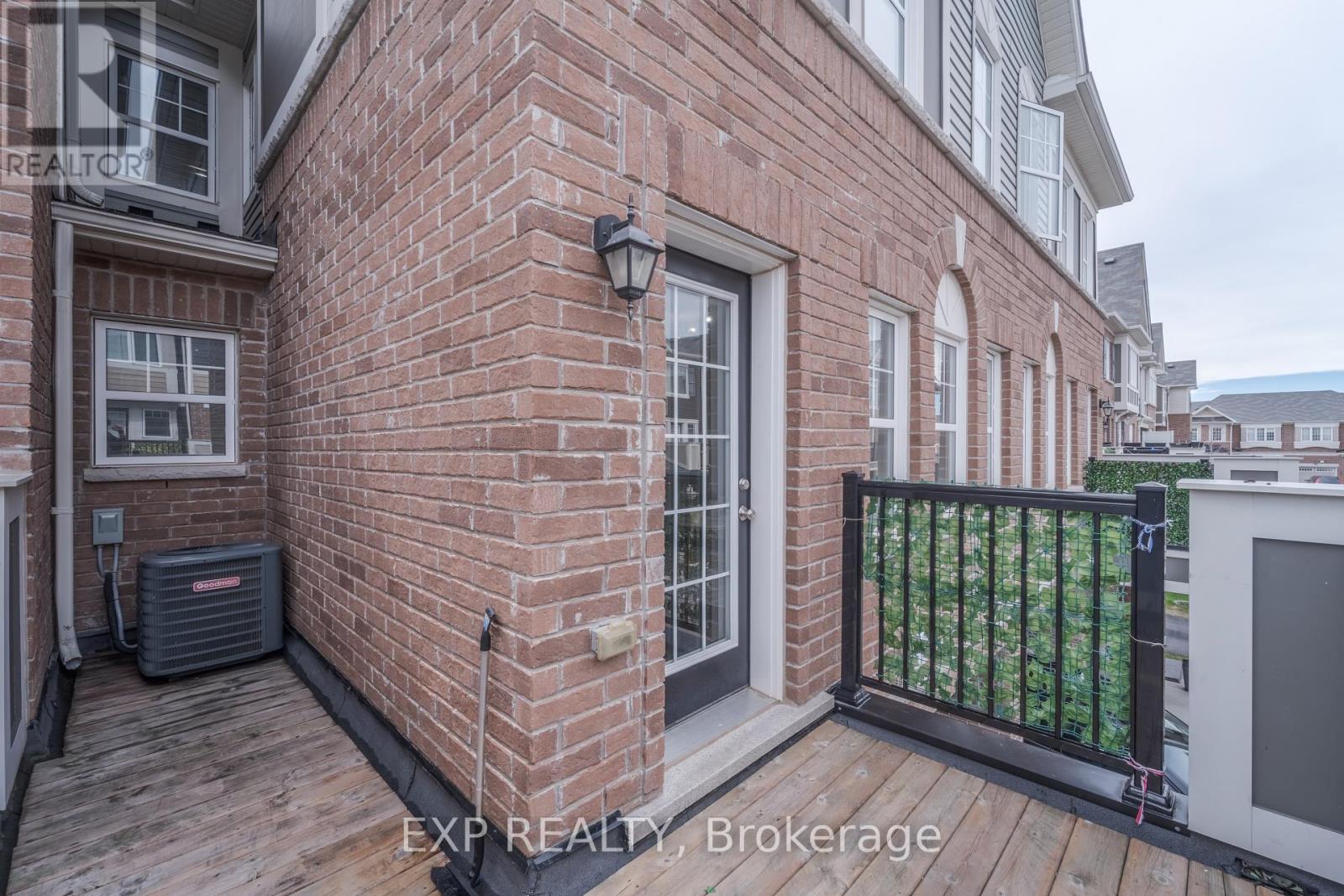Townhouse at 84 - 1000 ASLETON BOULEVARD, Milton