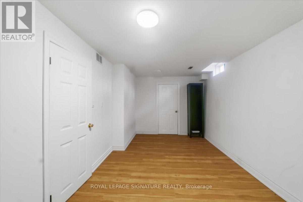 Townhouse at 28 POMPANO PLACE, Brampton